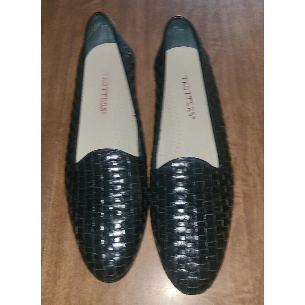 Trotters Women's Shoes 9.5N Leather Loafers Black Flats Woven Slip-On
